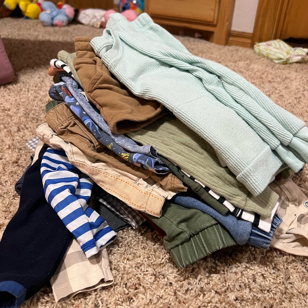 Bundle of used baby boy clothes 6-18mo